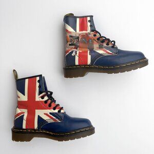 DOC MARTENS UNION JACK BULLDOG US SIZE 6 UK SIZE 4 WOMENS